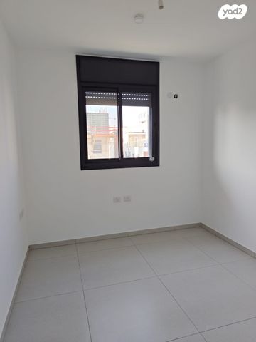 דירה, שמואל סלנט 57, המרכז השקט / מרכז העיר, פתח תקווה