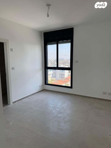 דירה, הפודים 30, נחלת גנים, רמת גן