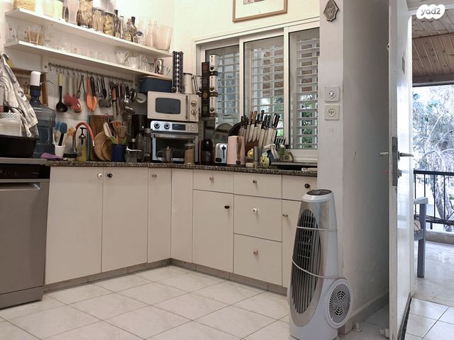 דירה, המעורר 2, בורוכוב, גבעתיים