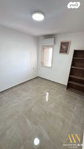 דירה, המעפיל 27, שכונה לדוגמה, דימונה