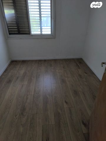 דירה, הרב שמחה אסף 5, דובדבן הכפר, כפר סבא