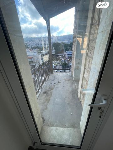 דירה, א.ל. זיסו 31, בת גלים, חיפה