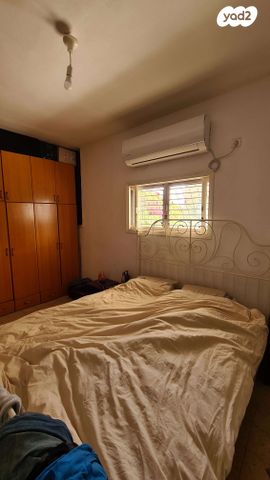 דירה, יואב 24, חרוזים, רמת גן