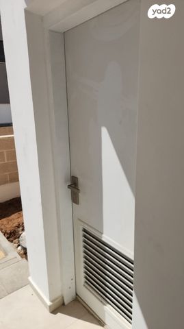 דירת גן, הנשיא 1, שאר העיר, גדרה