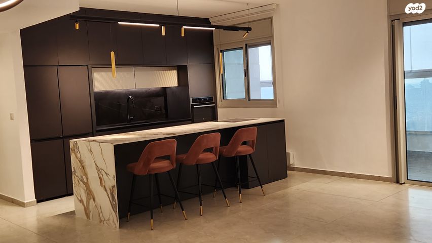 דירה, קרל פופר 11, קרית המדע, נתניה