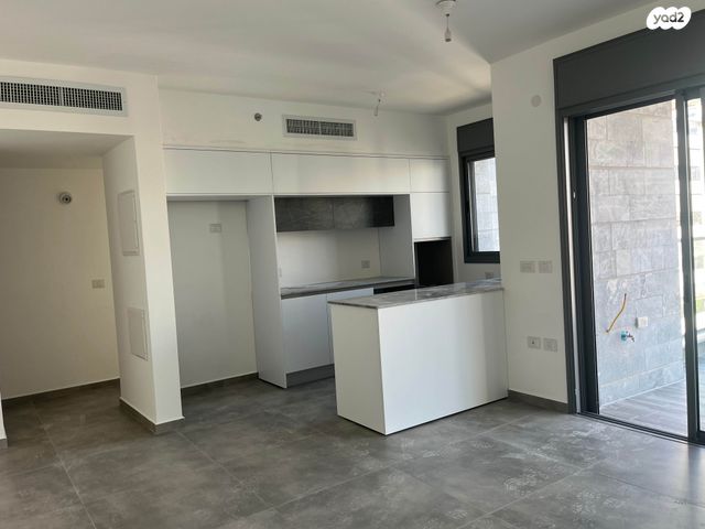 דירה, יעקב פיכמן 7, קרית אילון, חולון