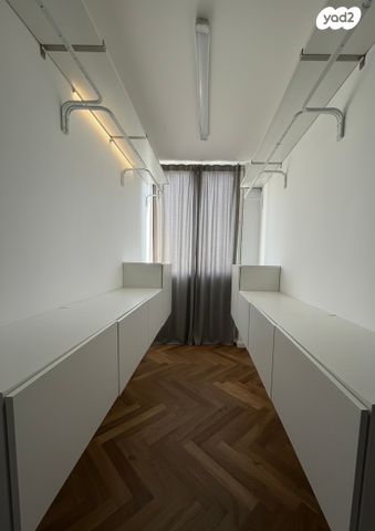 דירה, ארלוזורוב 71, שכונת הראשונים, רמת גן