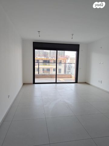 דירה, שמואל סלנט 57, המרכז השקט / מרכז העיר, פתח תקווה