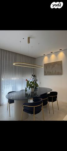 גג/ פנטהאוז, יוסף שהרי 5, יצחק שמיר, נהריה