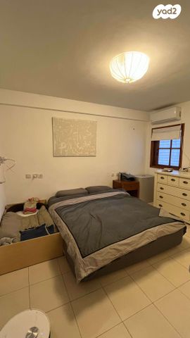 דירה, סמטת השקמה 5, קרית יערים, רמת השרון