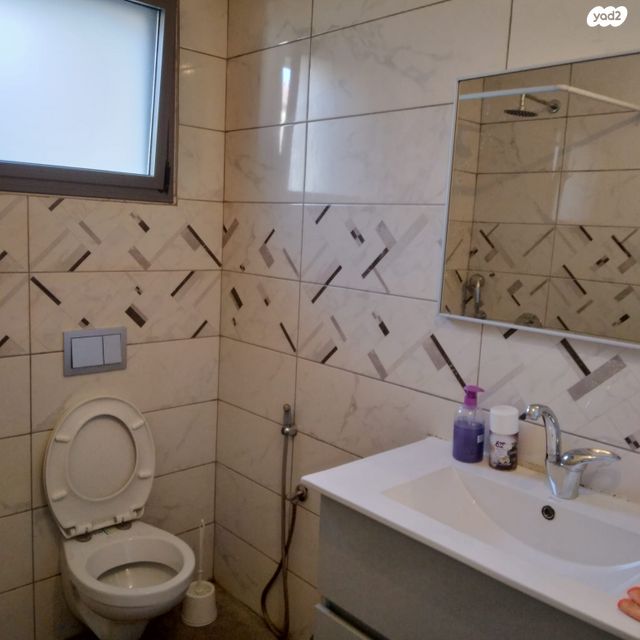 יחידת דיור, האלה 1, אביעזר, אביעזר