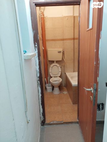 דירה, א.ד. גורדון 11, הפועל המזרחי ג', שיכון ג', בני ברק