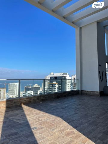 גג/ פנטהאוז, יוחנן הסנדלר 8, דרום חדש, פארק הים, בת ים