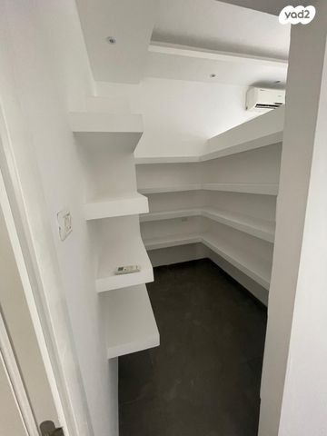 דירה, א.ל. זיסו 31, בת גלים, חיפה