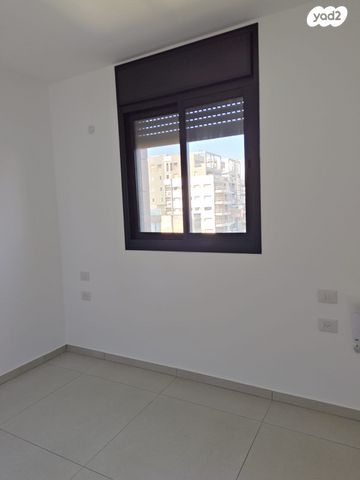 דירה, שמואל סלנט 57, המרכז השקט / מרכז העיר, פתח תקווה