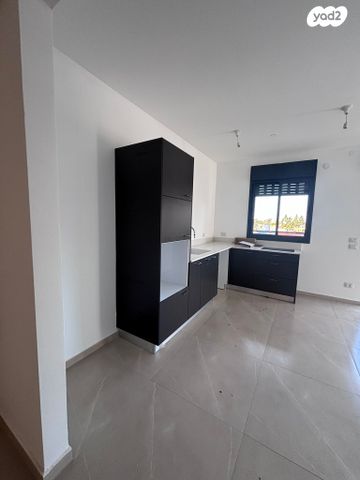 דירה, דניאל 3, ניצנה, בת ים