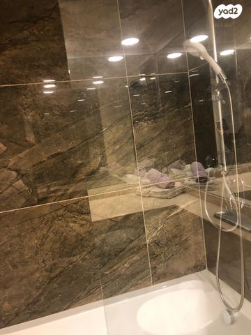 דירה, דוד אלעזר 10, חוף הכרמל, חיפה