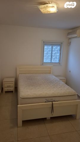 דירה, אלופי צה"ל 47, קרית שרת מערב, חולון