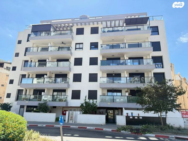 דירה, ישראל זנגוויל 43, צפון מזרח מרכז העיר, נתניה