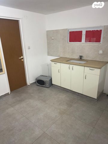 יחידת דיור, השופטים 8, נאות יהודית ונווה ארזים, חולון