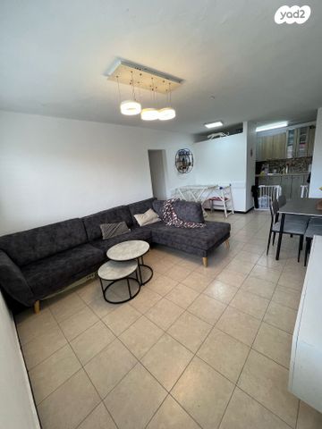 דירה, שדרות ירושלים 198, קרית שרת מזרח, חולון