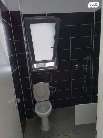 דירה, שרה אהרונסון 7, גדרה מזרח, גדרה