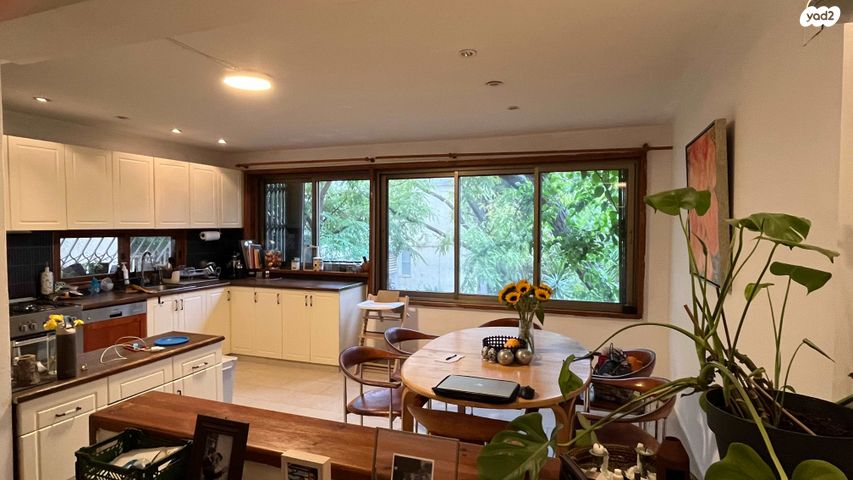 דירה, סמטת השקמה 5, קרית יערים, רמת השרון