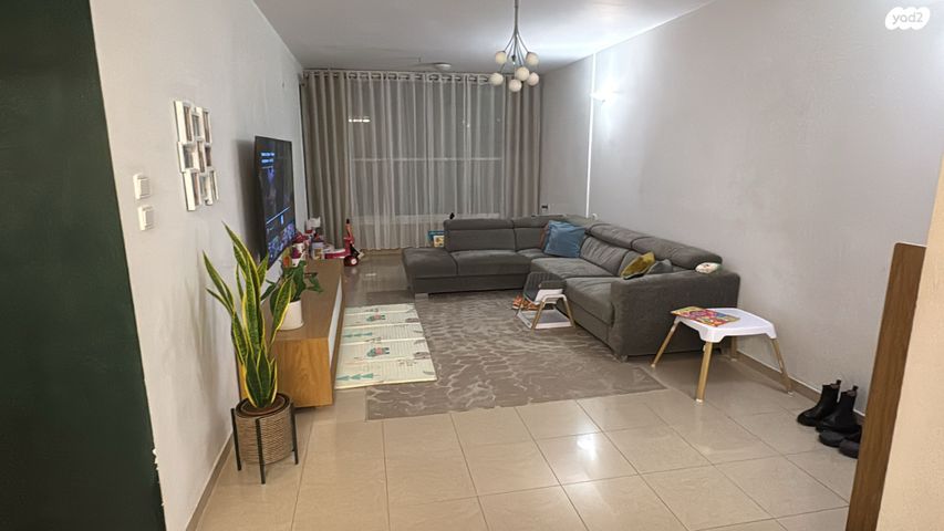 דירה, המגינים 4, עין גנים, פתח תקווה