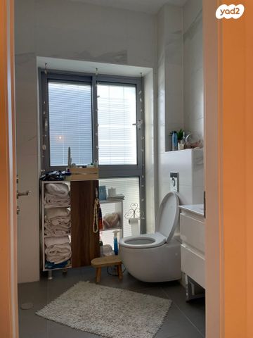 גג/ פנטהאוז, יוחנן הסנדלר 8, דרום חדש, פארק הים, בת ים