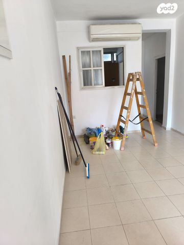 דירה, הרב שמחה אסף 5, דובדבן הכפר, כפר סבא