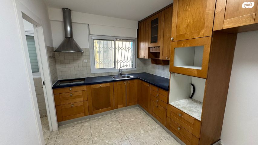 דירה, דרך החורש 5, קרית הסביונים, יהוד מונוסון