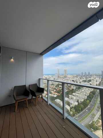 דירה, דרך מנחם בגין 146, מונטיפיורי, הרכבת, תל אביב יפו