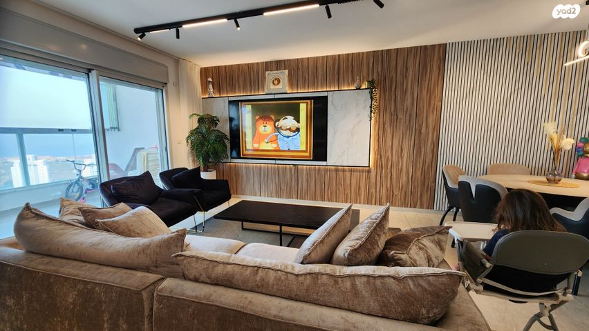 דירה, קרל פופר 11, קרית המדע, נתניה