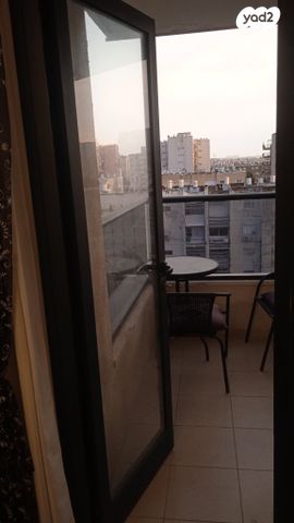 שדרות ז'בוטינסקי 36