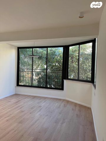 נחום סוקולוב 105