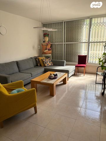 דירה, טיומקין 14, ראשונים, ראשון לציון