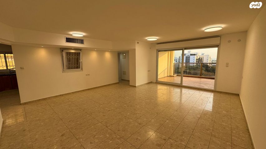 דירה, דרך החורש 5, קרית הסביונים, יהוד מונוסון