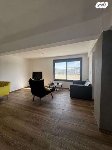 דירת גן, הנחל 70, גינות שומרון, קרני שומרון