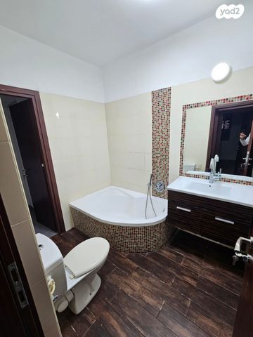 דירה, אורנים 40, מרכז העיר, עפולה