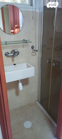 יחידת דיור, כוכבית 8, נווה אילן - צבאי, יבנה