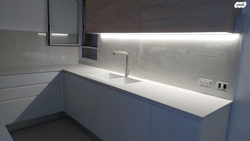 יחידת דיור, הנביאים 12, אביב, ראש העין