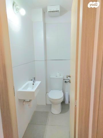 דירה, יהודה הלוי 18, שיכון רסקו, קרית אונו