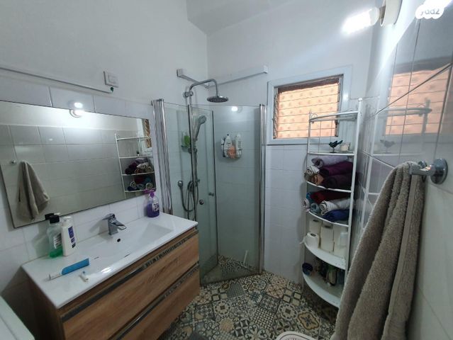 דירה, הזיתים 17, שכונת יהלום, מרכז העיר ב, רמת גן