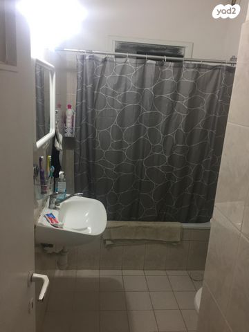 דירה, יצחק רבין 39, מרכז העיר, חדרה