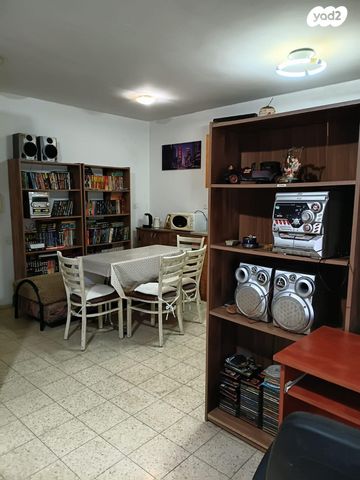 דירה, זאב בנין 11, נווה פז, חיפה