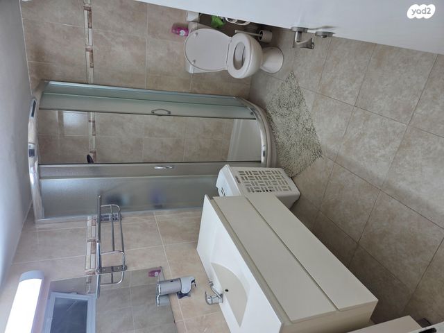 גג/ פנטהאוז, החלוץ 10, בית הכרם, רמת בית הכרם, ירושלים