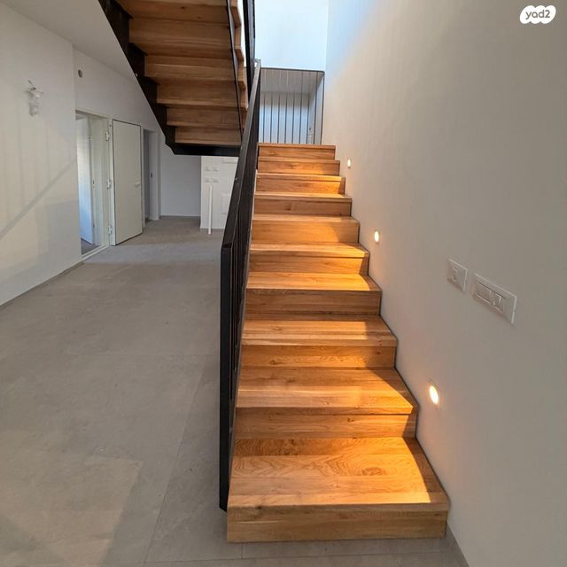 דו משפחתי, החורש 16, טבעון הוותיקה, קרית טבעון