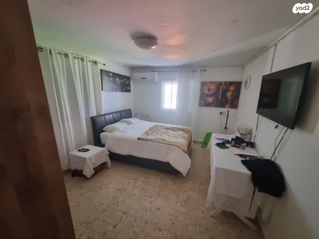 דירה, דוד המלך 5, האצטדיון, טבריה