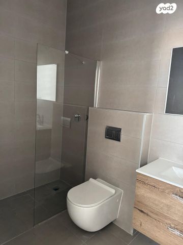 דירה, דרך ששת הימים 101, סלע, רחובות