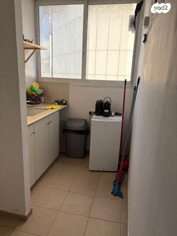 משרדים, יגיע כפיים 2, מונטיפיורי, הרכבת, תל אביב יפו